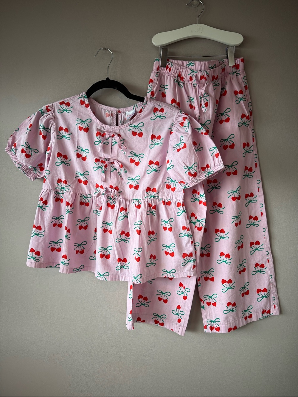 Hanna Andersson NWOT Girls Cherry Print Poplin Top & Wide Leg Pants Set Size 10
